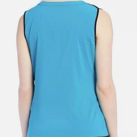 Split V Knit Shell - Picture 3 of 7